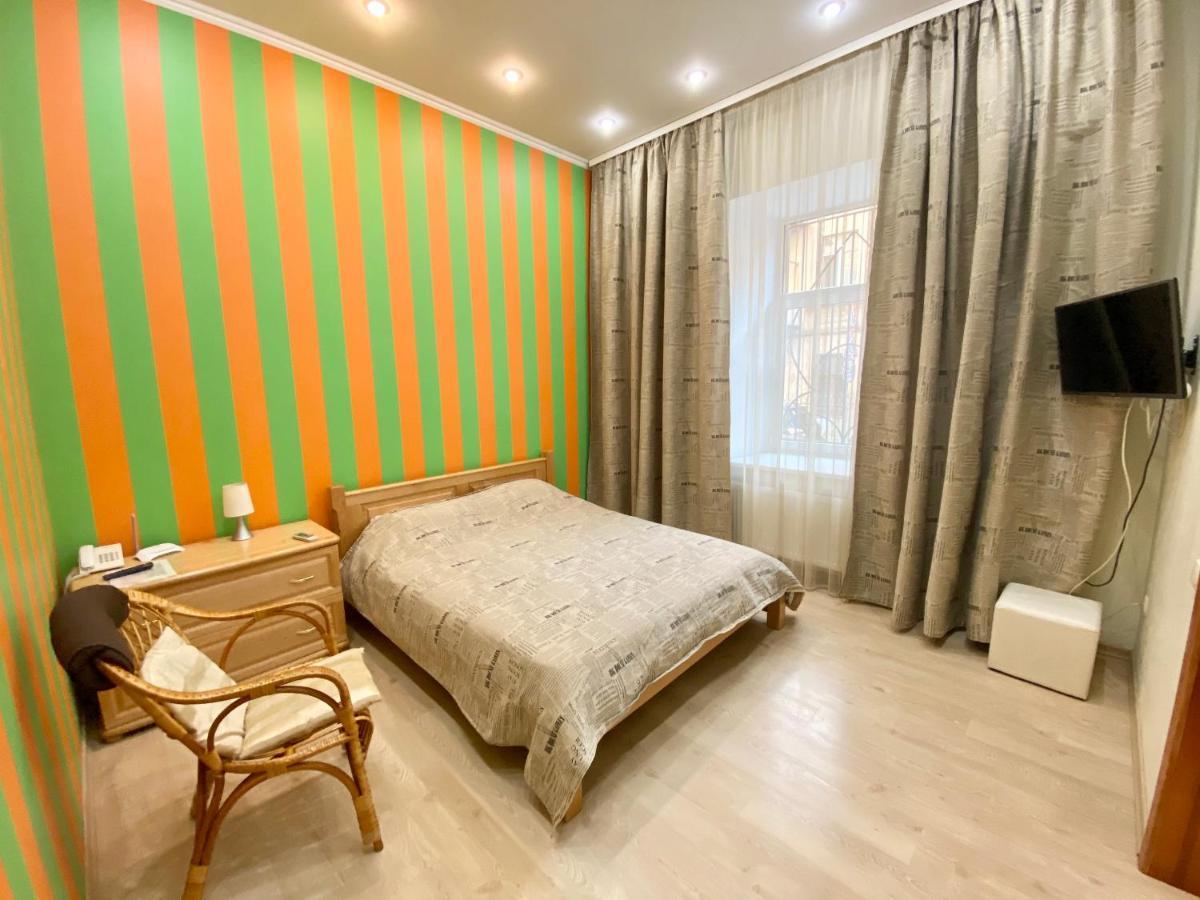 Old Town Apartments Lanzheron Beach Одеса Екстериор снимка
