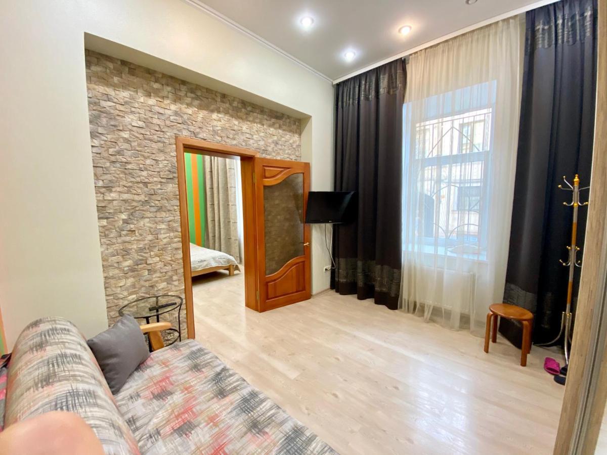 Old Town Apartments Lanzheron Beach Одеса Екстериор снимка